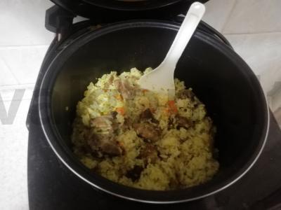 Pilavas su kiauliena multicooker keptuvėje Žingsnis 4