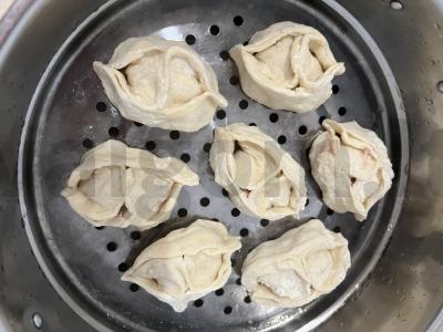 Mantas su bulvėmis, svogūnais ir mėsa Žingsnis 5