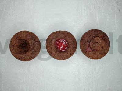 Šokoladiniai keksiukai su aviečių įdaru Žingsnis 6