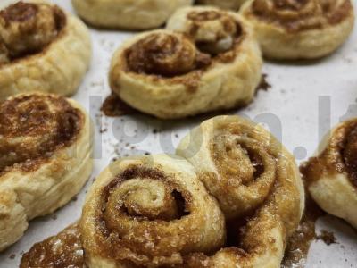Cinamono ausys pagrindine nuotrauka
