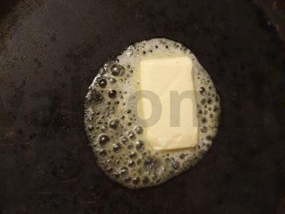 Kiaulienos šnicelis su fusilli makaronais Žingsnis 1