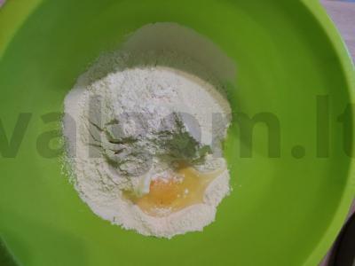 Grietinė ant smėlio tešlos Žingsnis 1