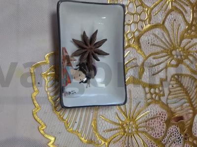 Imbiero arbata su rausvaisiais pipirais. Žingsnis 1