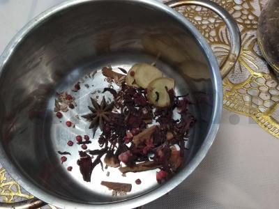 Imbiero arbata su rausvaisiais pipirais. Žingsnis 8