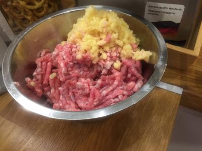 Bulvių ir mėsos paplotėliai Žingsnis 1