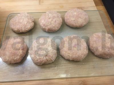 Bulvių ir mėsos paplotėliai Žingsnis 7