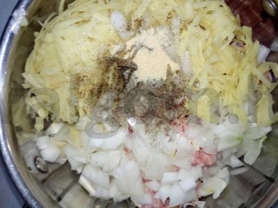 Mėsos monokotletas su prieskoniais Žingsnis 3