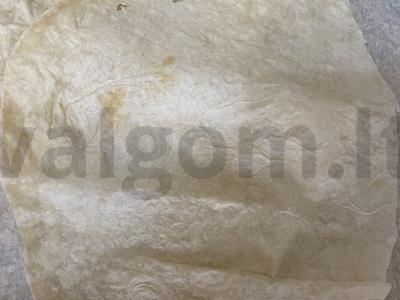 Trijų ingredientų tingus pyragas su varške ir sūriu Žingsnis 1