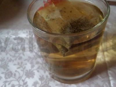 Petražolių, kivių, medaus ir žaliosios arbatos kokteilis Žingsnis 3