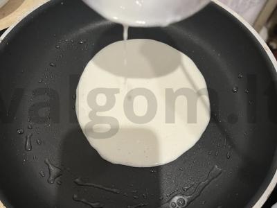 Blyneliai su mėsa Žingsnis 4