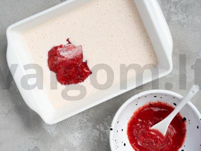 Šaldytas aviečių šerbetas su braškėmis Žingsnis 3