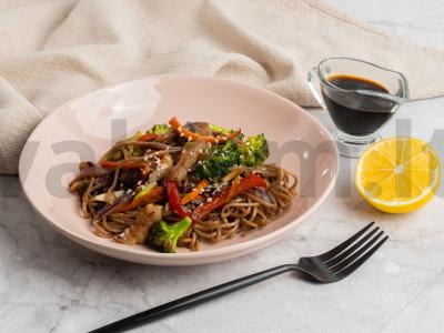 Soba su marinuotomis mėtomis ir daržovėmis Žingsnis 5