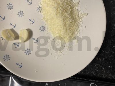 Makaronai su jūros gėrybėmis Žingsnis 1