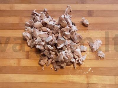 Vištienos sriuba su sūdytais agurkais Žingsnis 5