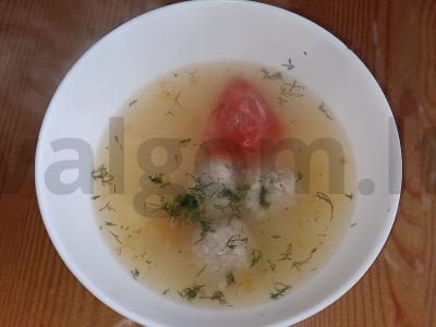 Senelės naminė sriuba pagrindine nuotrauka