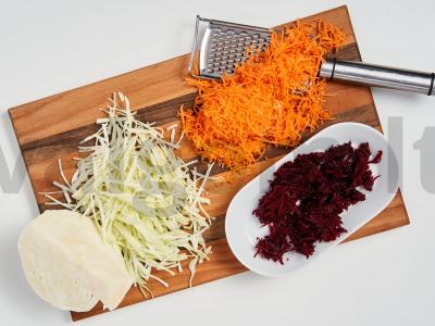 Greitos dietinės salotos Žingsnis 1