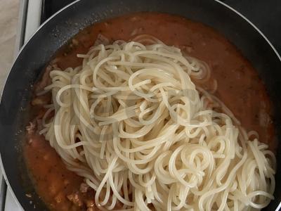 Bolonijos makaronai su itališkomis žolelėmis Žingsnis 4