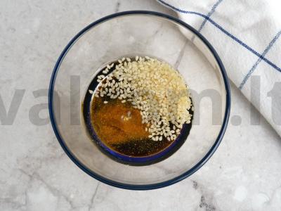Soba su avokadu ir lengvai sūdyta lašiša Žingsnis 2