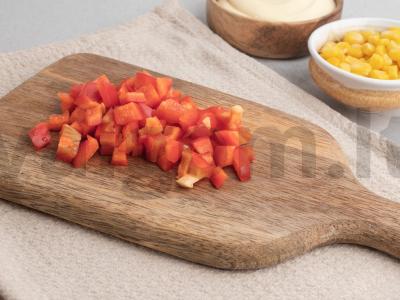 Salotos su pienu ir paprikomis Žingsnis 1