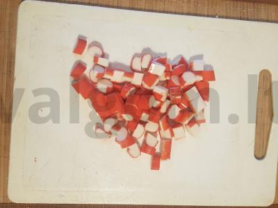 Kaimiškos krabų salotos Žingsnis 3