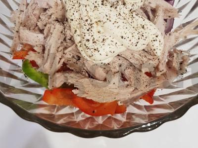 "Vyriškos" salotos su kiauliena ir paprikomis Žingsnis 3