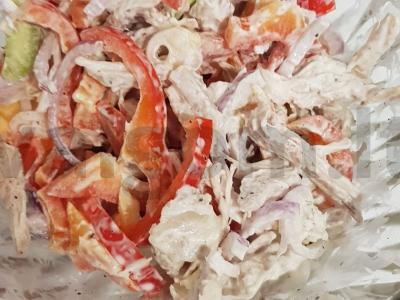 "Vyriškos" salotos su kiauliena ir paprikomis pagrindine nuotrauka