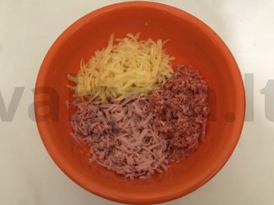 Skrebučiai su dešra ir agurkų paštetu Žingsnis 1
