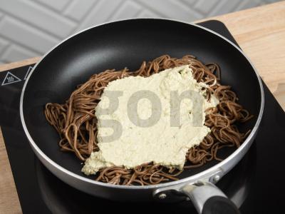 Soba su avokadu ir varškės sūriu Žingsnis 4