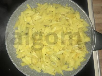 Namuose keptos bulvės Žingsnis 3