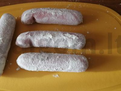 Dešrelės apvoliotos duonoje "Crispy" Žingsnis 3
