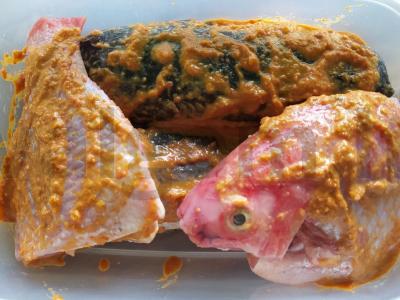 Žuvis aštriame marinate Žingsnis 2