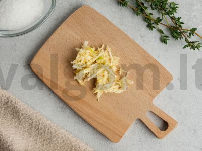 Bulvių košė su brinza, česnakais ir čiobreliais Žingsnis 2
