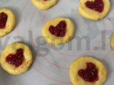 Smėlio sausainiai su džemu Žingsnis 6