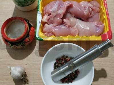 Sultinga vištiena su česnakais Žingsnis 1