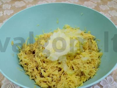 Bulviniai blynai iš kukurūzų miltų Žingsnis 2