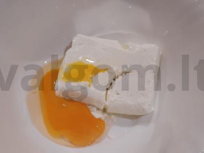 Varškės ir kefyro kepsneliai "Švelnumas" Žingsnis 1