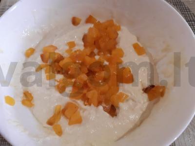 Švelnūs kefyro blyneliai su persimonais Žingsnis 5