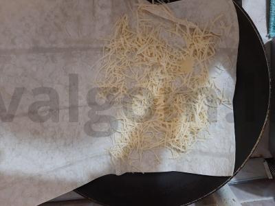 Greita pita pica su grybais Žingsnis 2