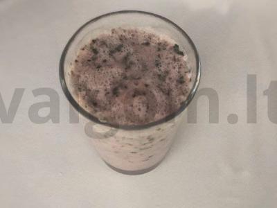 Pieno kokteilis su arbūzu ir mėtomis pagrindine nuotrauka