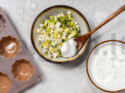 Šokoladiniai Valentinai su vaisių ir varškės įdaru Žingsnis 1