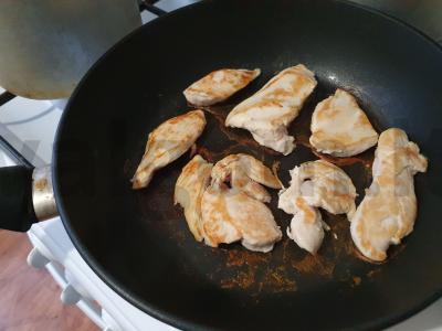 Burnoje tirpstantis julienas. Žingsnis 1