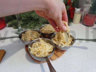 Burnoje tirpstantis julienas. Žingsnis 9