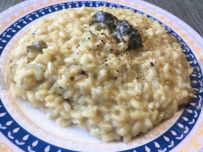 Risotto su pievagrybiais ir šafranu pagrindine nuotrauka