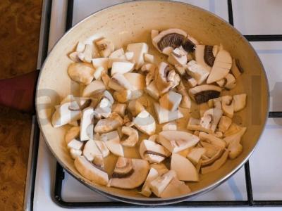 Ryžiai su daržovėmis ir grybais Žingsnis 3