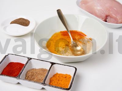 Šiltos salotos su vištiena folijoje Žingsnis 1