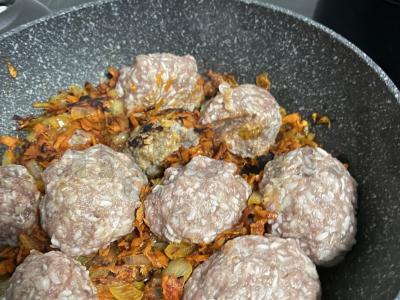 Mėsos kukuliai su grybais Žingsnis 4