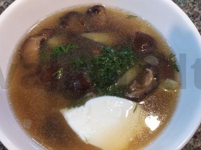 Šitake grybų sriuba pagrindine nuotrauka