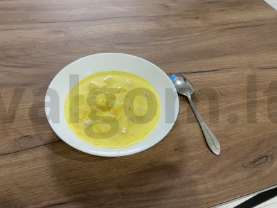 Greita sriuba su lydytu sūriu pagrindine nuotrauka
