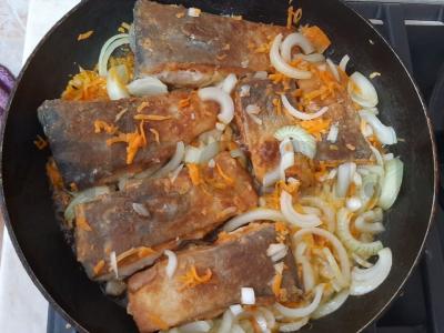 Sultingos lydekos keptuvėje Žingsnis 4