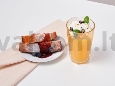 Persikų sulčių grietinė pagrindine nuotrauka